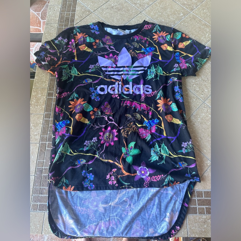 Adidas shirt
